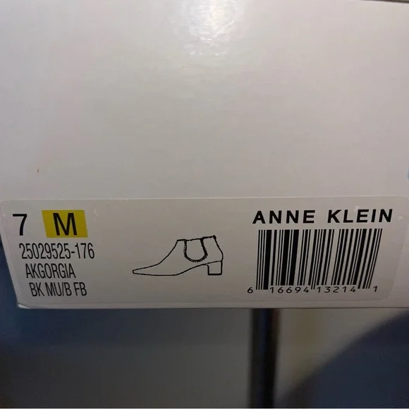 NWT/NIB Anne Klein Akgorgia slip on ankle boots size 7. Silver & gold flowers - Picture 12 of 14